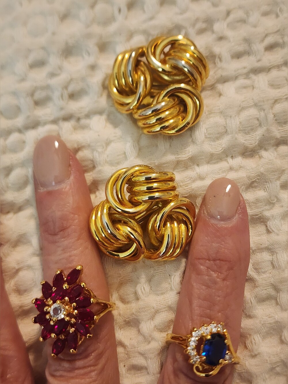Vintage Goldtone Clip Earrings And 2 Gold-Tone Rings Red & Blue Stones Sz 6 & 7
